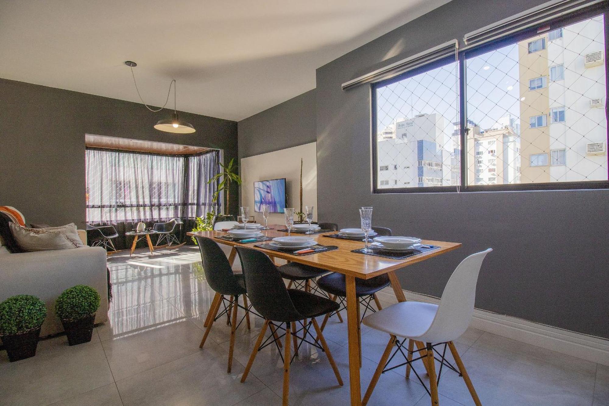 Dge92 - Elegante, 2 Dorm, Churrasqueira Na Sacada * Balneario Camboriu